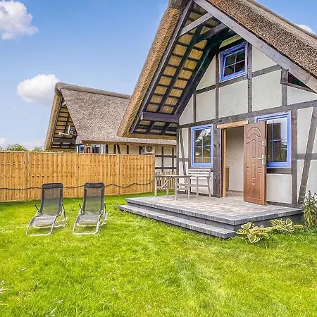 Holiday home Stunning In With Kitchen *