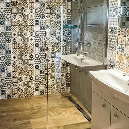 בית נופש Stunning In With Kitchen *